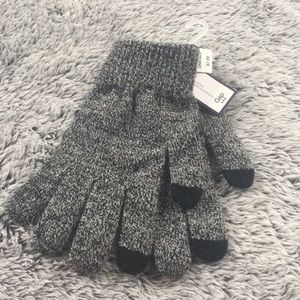 Gap gloves touch screen